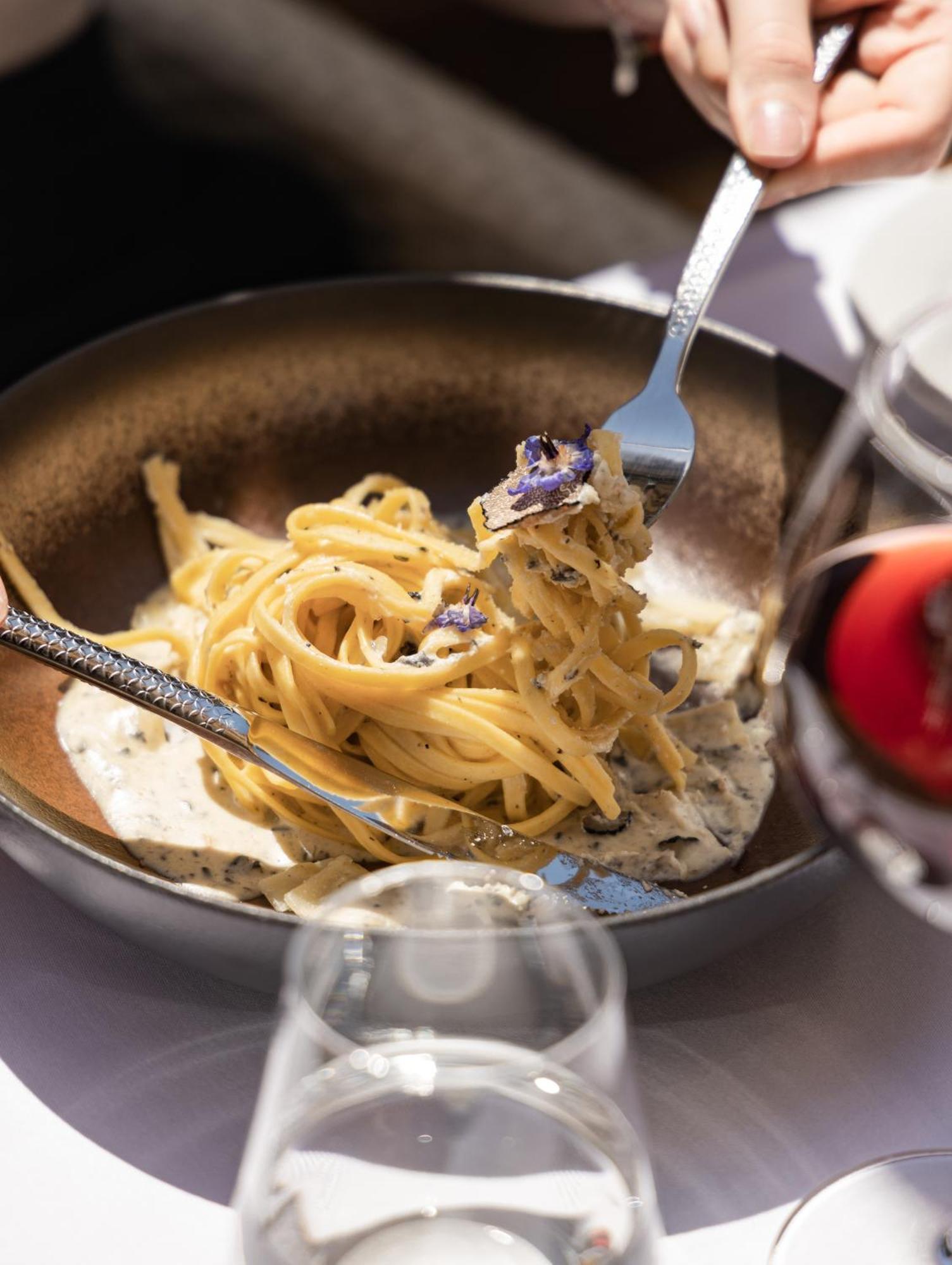 บอสโกโล นีซ โฮเทล แอนด์ สปา Hotel ภายนอก รูปภาพ Tagliolini with black truffle