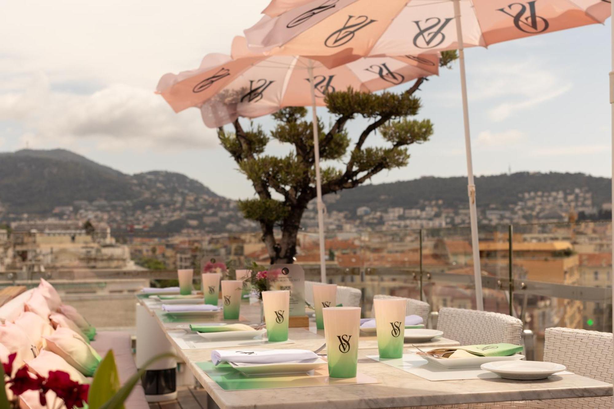 บอสโกโล นีซ โฮเทล แอนด์ สปา Hotel ภายนอก รูปภาพ Restaurant terrace